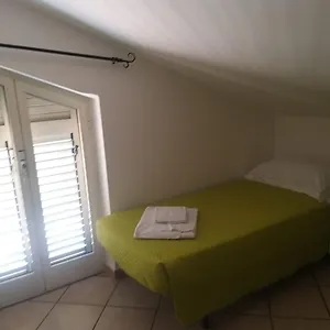 La Mansarda E Il Giardino Appartamento Mascali
