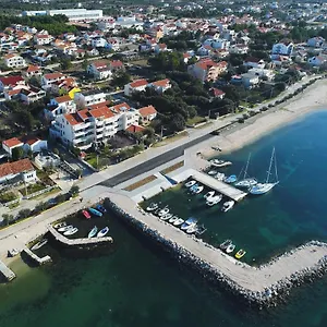 Vukic Apartman Vrsi